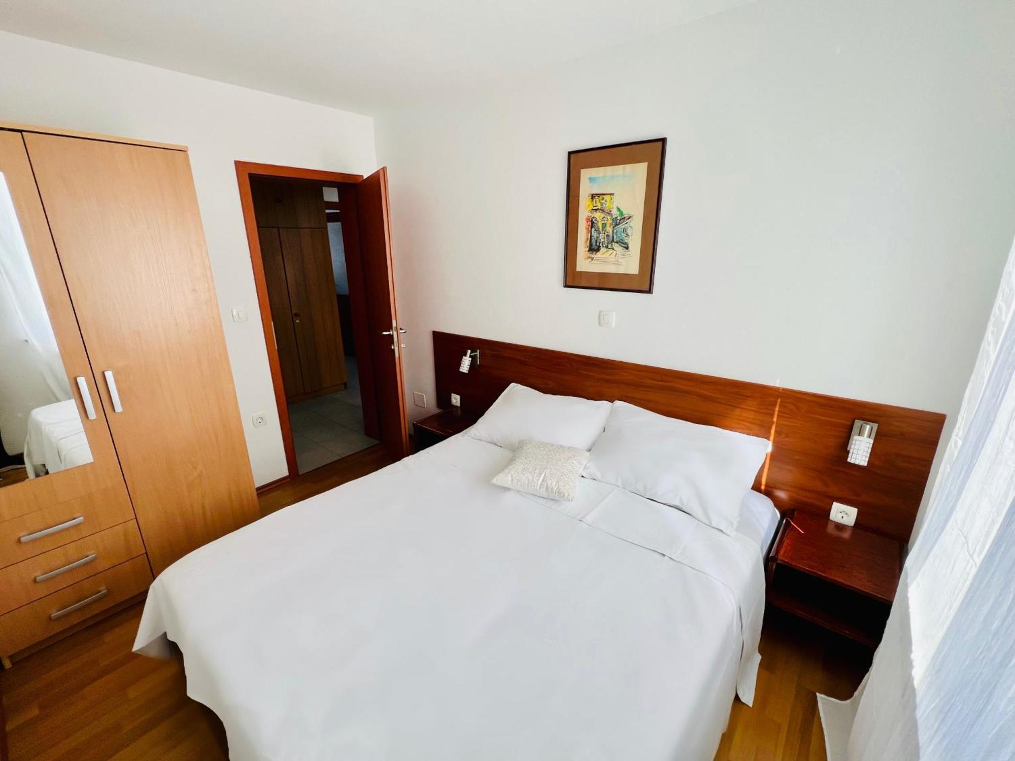 Apartment Orka *