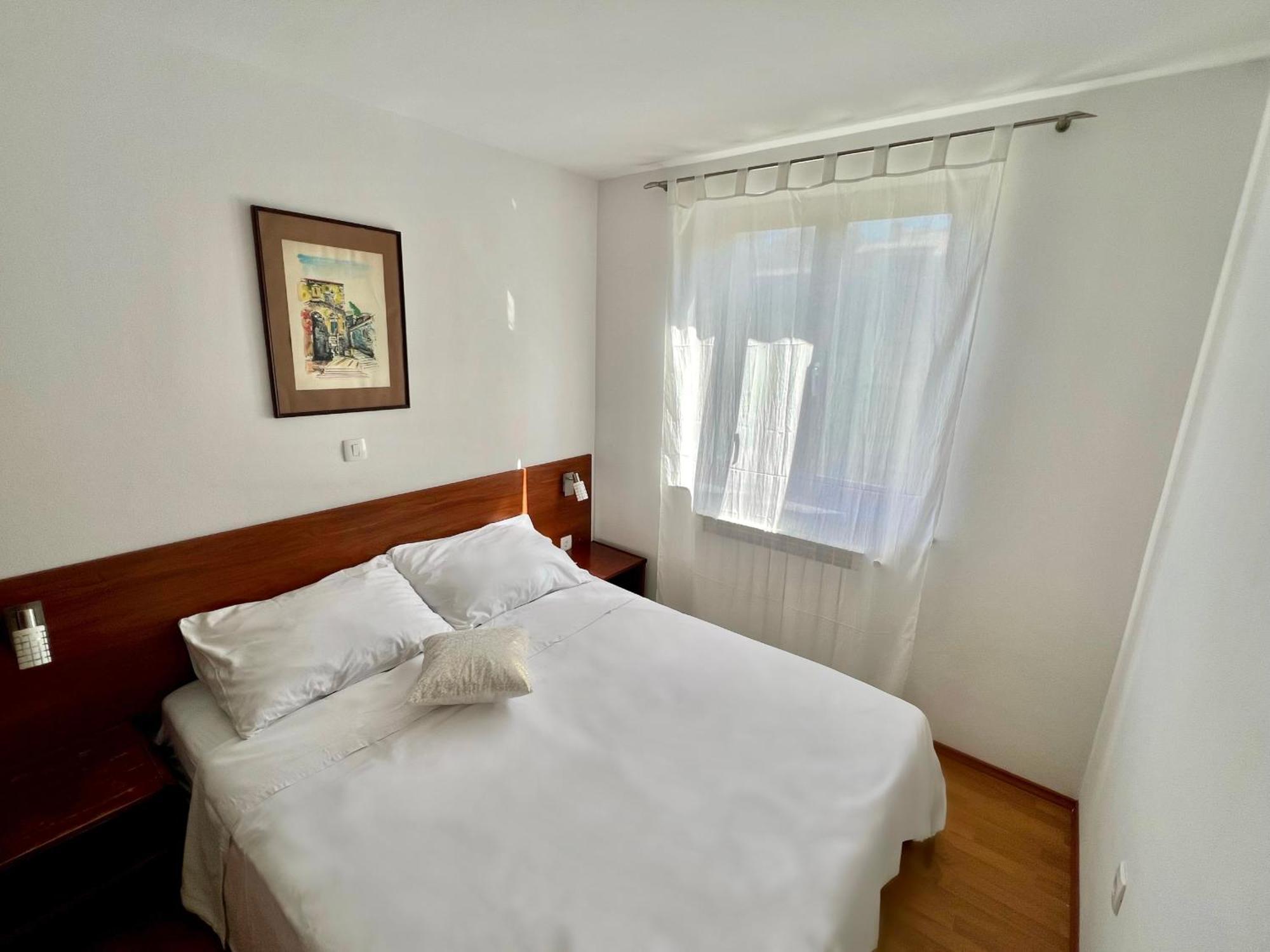 Apartment Orka *