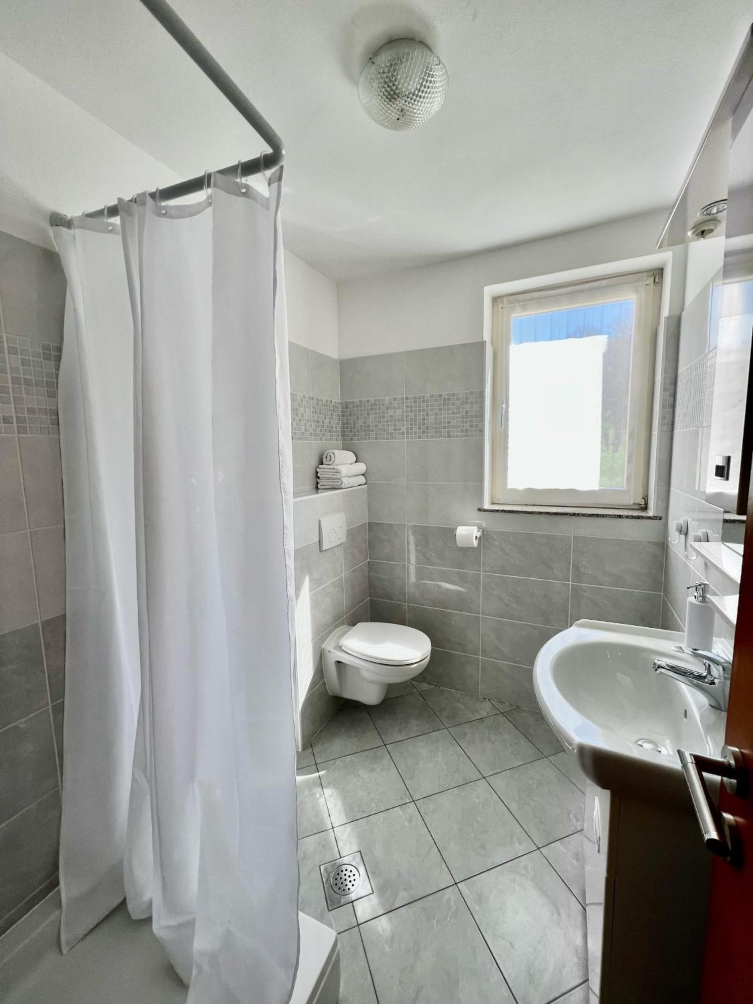 Apartment Orka *